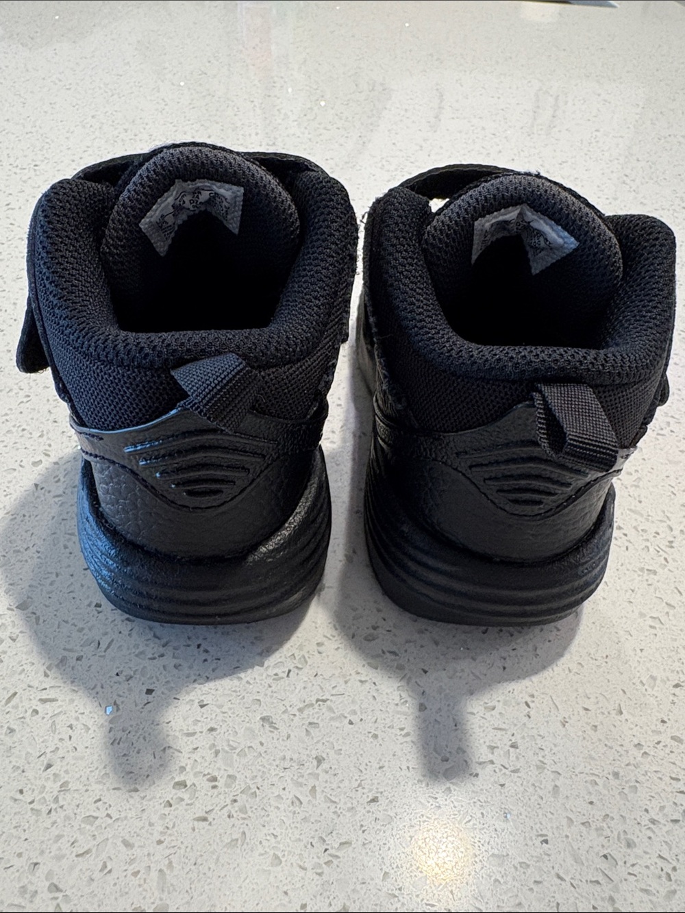 Jordan Toddler Max Aura Black Basketball Shoes Size 8C - Picture 5 of 7